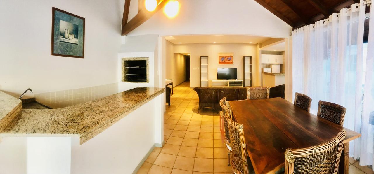 Apart Hotel Villa De Vincenzi Florianópolis Exteriör bild